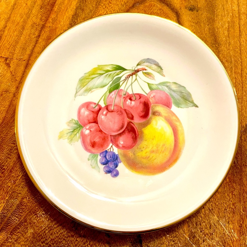 Royal Signet Zeh Scherzer Fruit Themed Plate Bavarian China Germany Peach